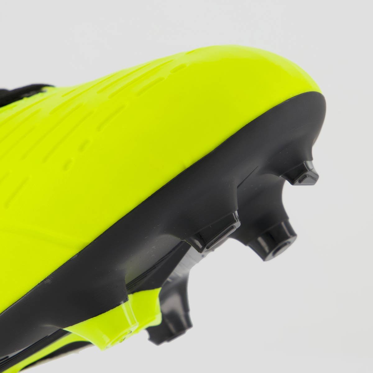Chuteira Umbro Score Campo Amarelo Fluorescente Amarelo 8