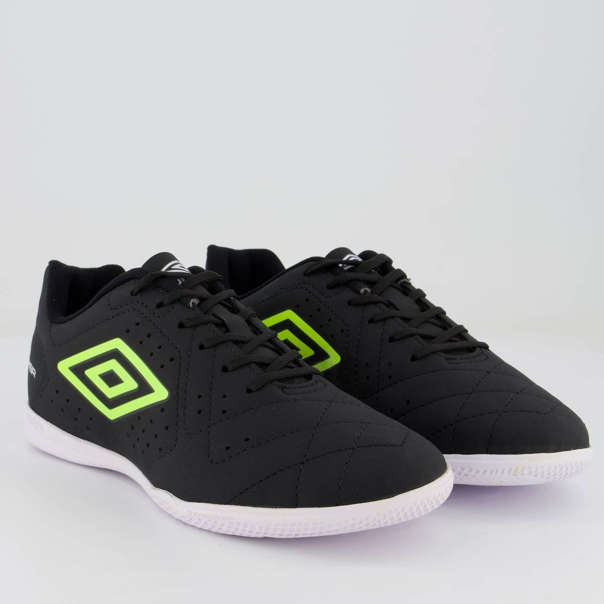 Chuteira Umbro Neo Striker Futsal Preta e Branca Preto 2