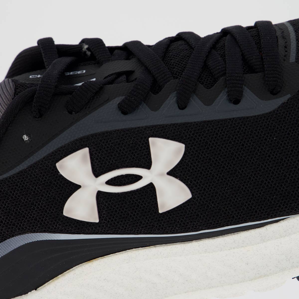 Tênis Under Armour Charged Wing SE Preto e Branco Preto 7