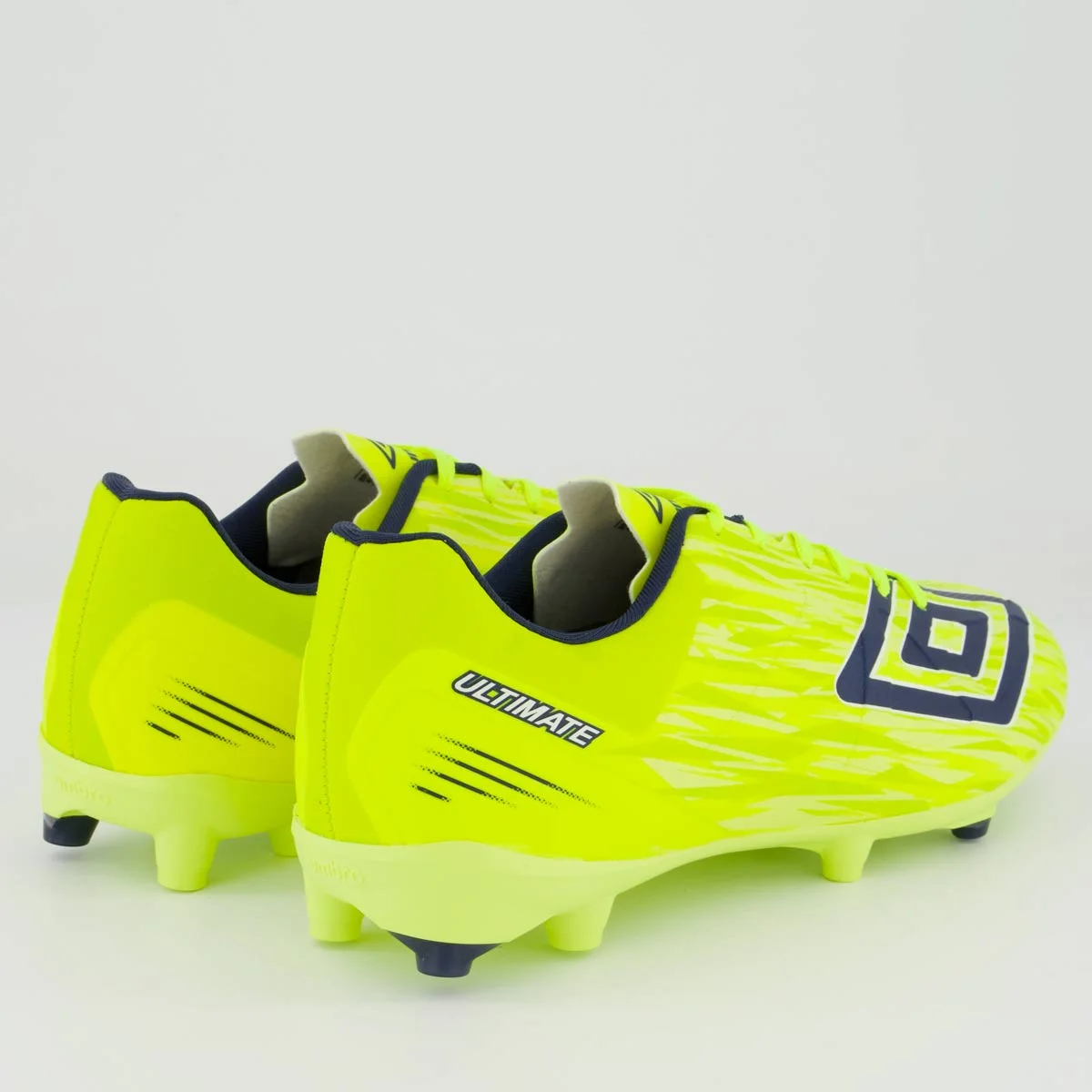 Chuteira Umbro Ultimate Campo Verde Fluorescente Verde 3