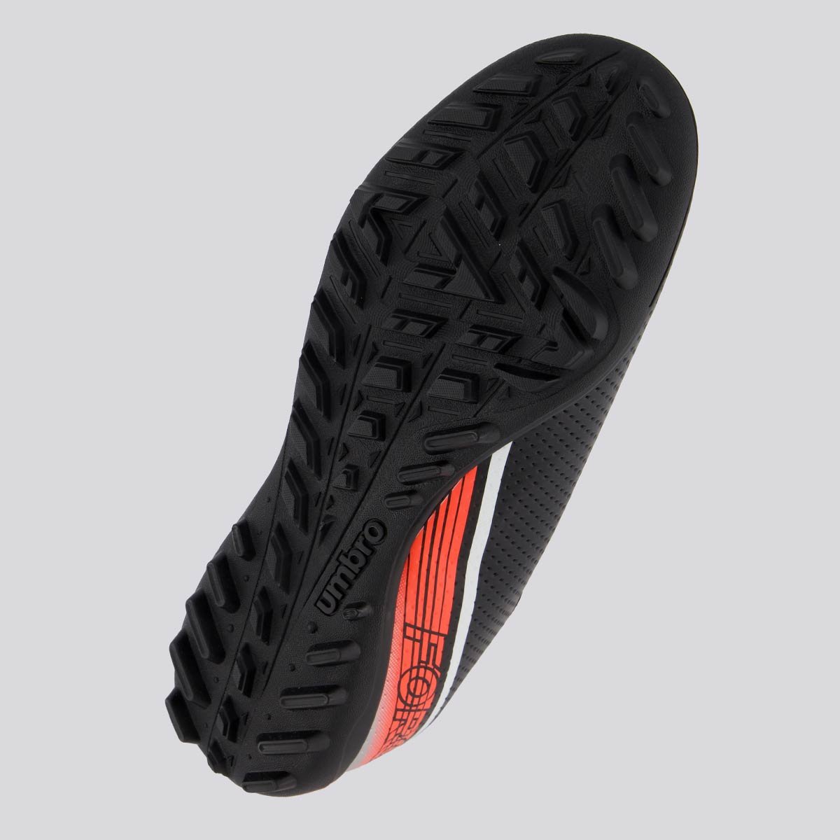 Chuteira Umbro Force Society Preta Preto 5