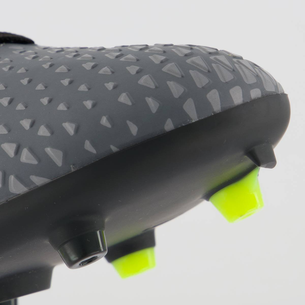Chuteira Umbro Mutant Campo Cinza e Preta Cinza 8