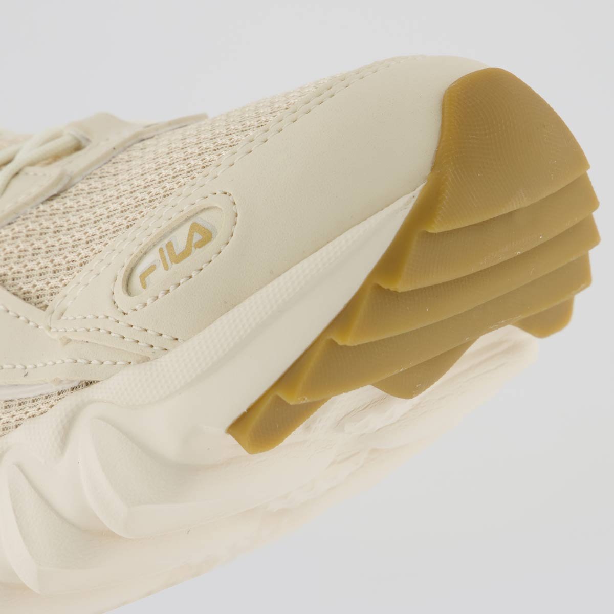 Tênis Fila Venture Tracer Feminino Bege e Dourado Bege/Dourado 8