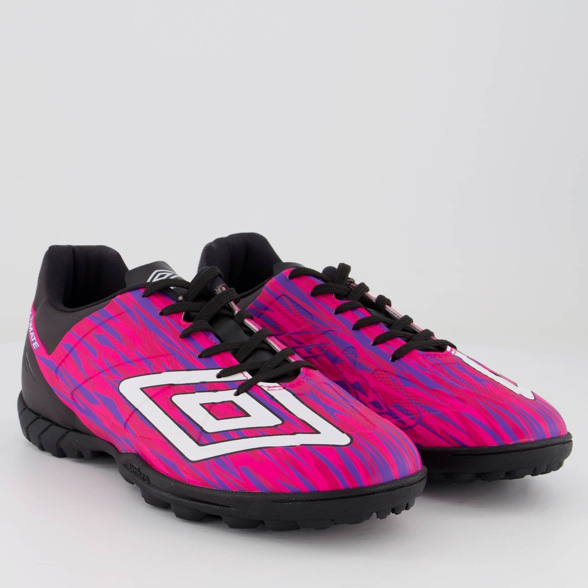 Chuteira Umbro Ultimate Society Rosa e Roxo Rosa 2
