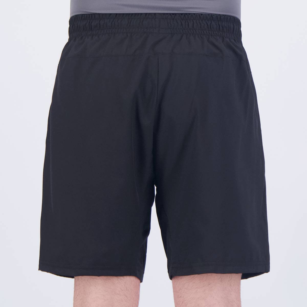 Bermuda New Balance Sport Essentials 7 Preta Preto 4