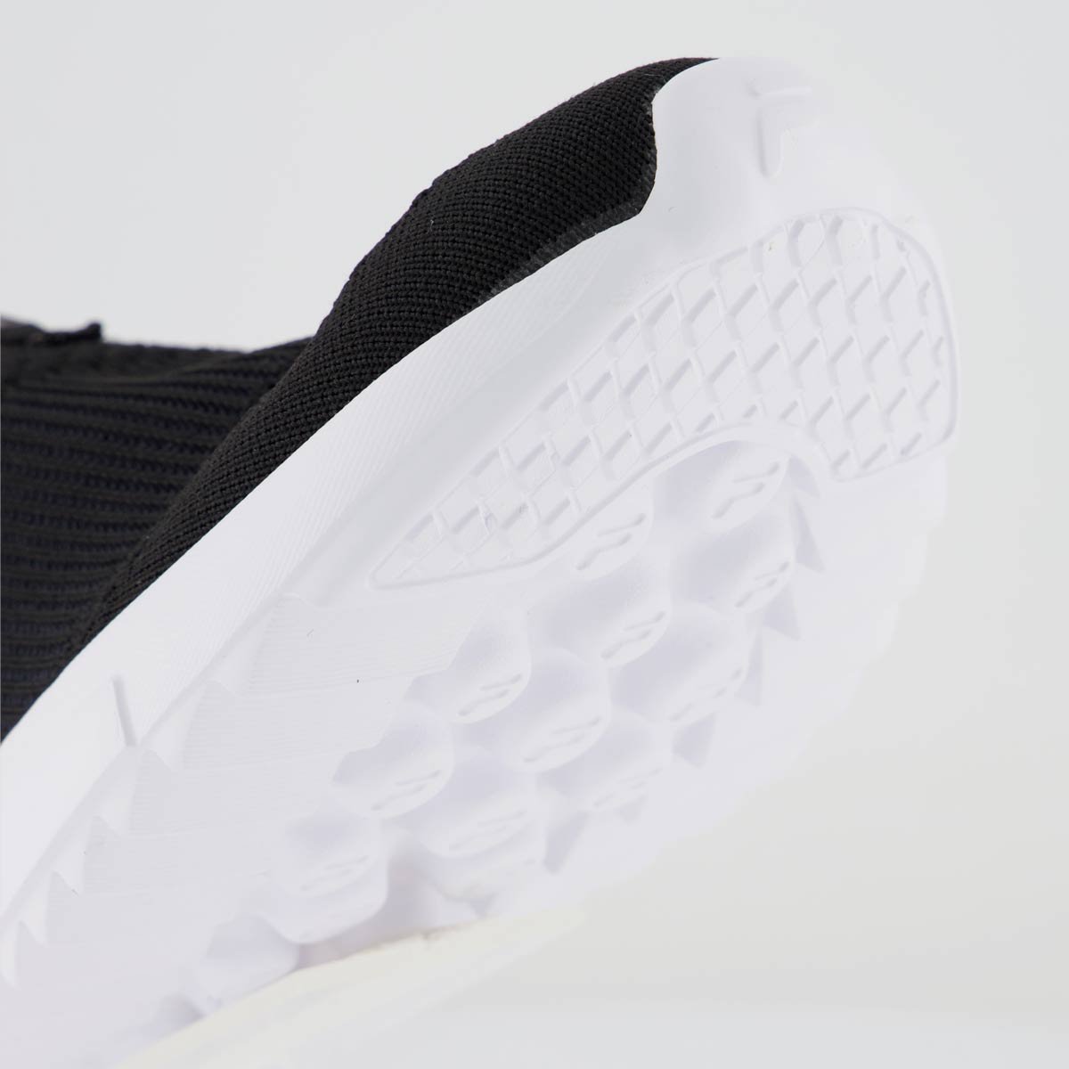 Tênis Fila Calzini II Feminino Preto e Branco Preto/Branco 8