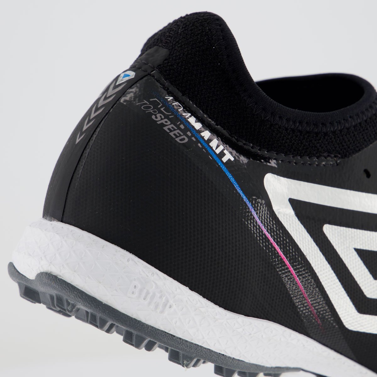 Chuteira Umbro Adamant Top Society Preta Preto 6
