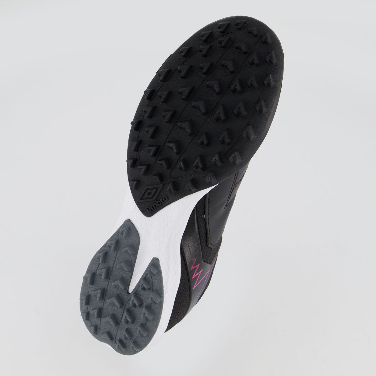 Chuteira Umbro Adamant Master Class Society Preta Preto 5