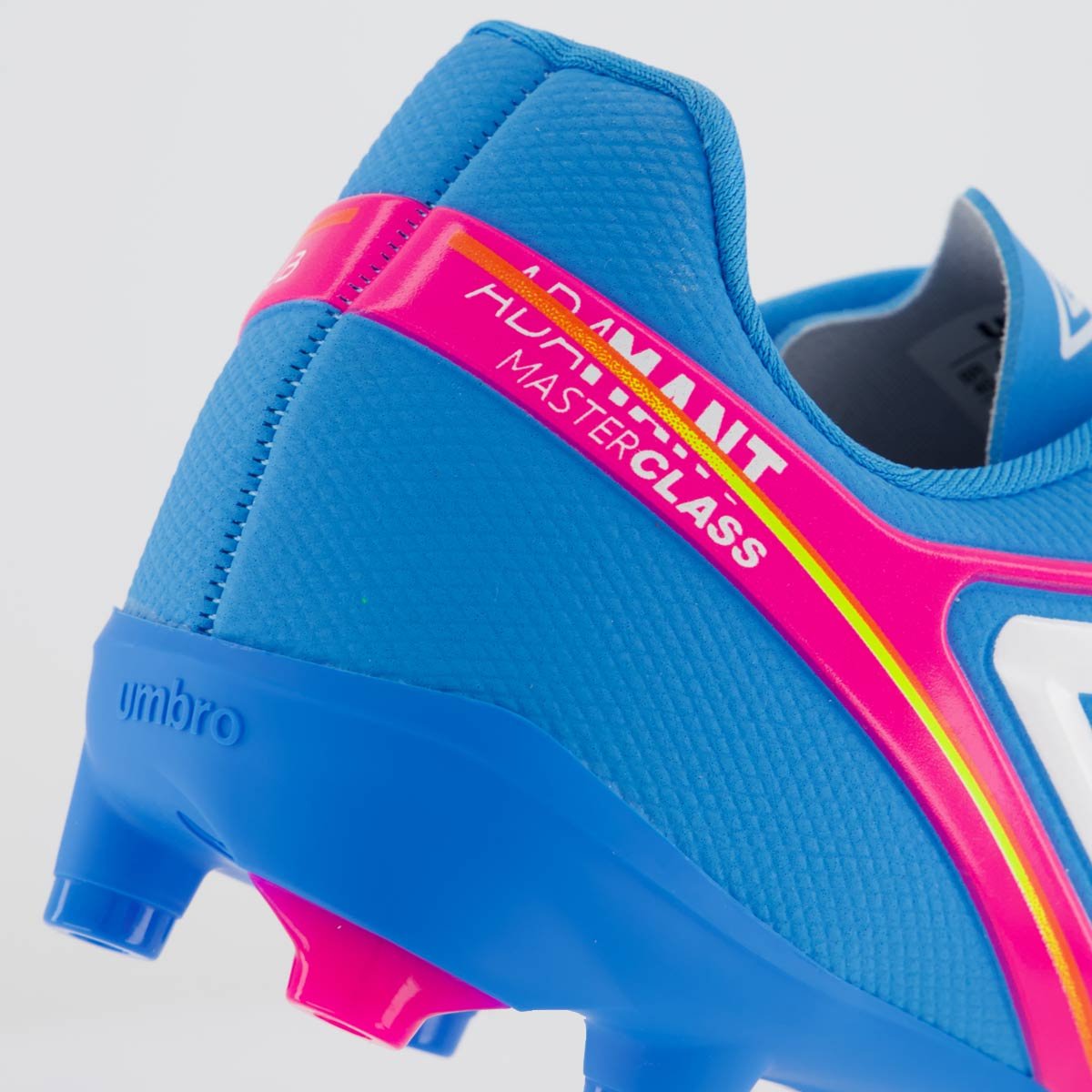Chuteira Umbro Adamant Campo Azul e Rosa Azul/Rosa 6