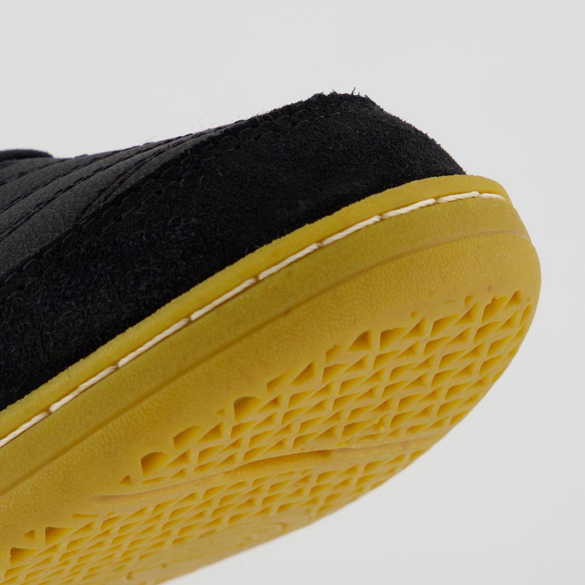 Chuteira Umbro Pro 5 Futsal Preta 8