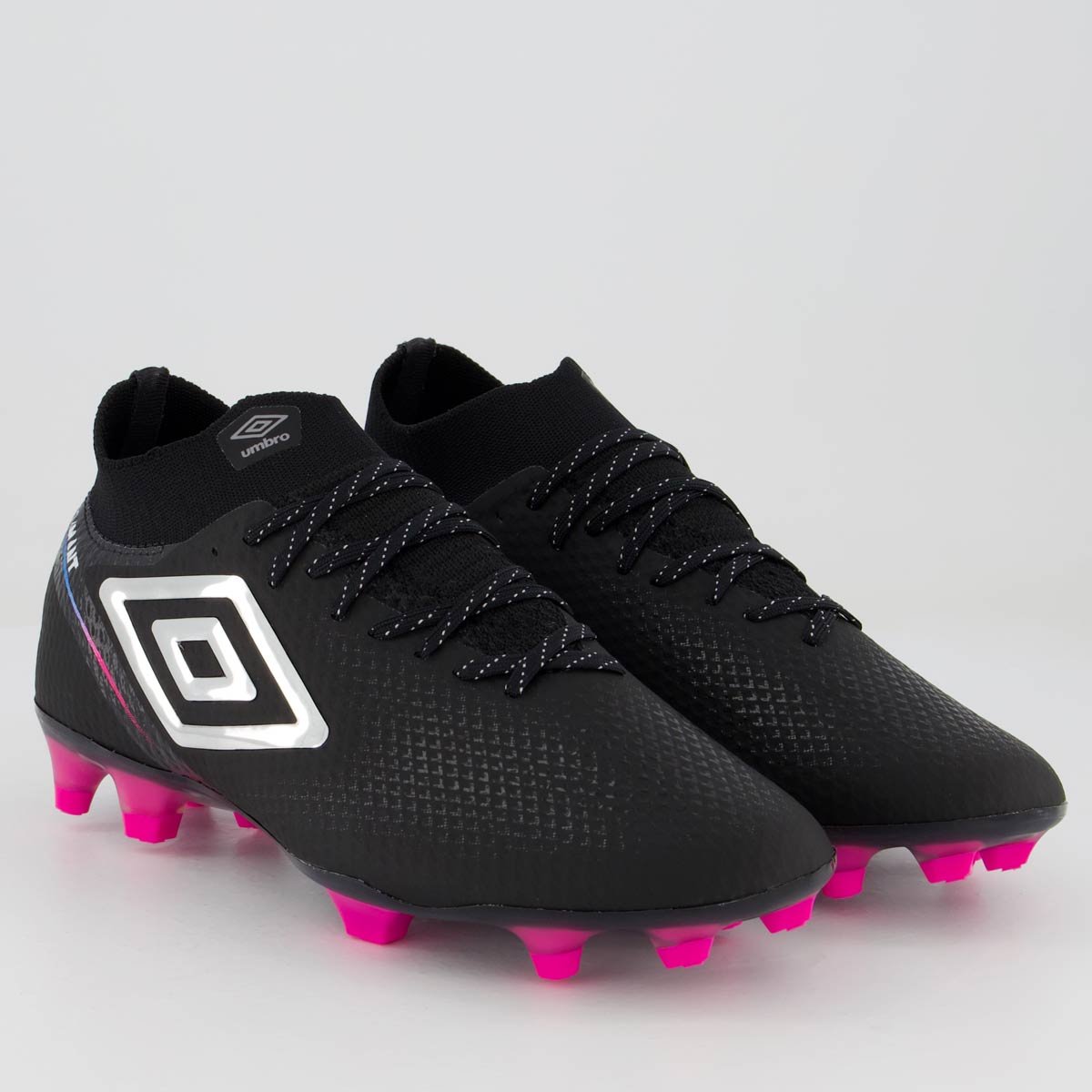 Chuteira Umbro Adamant Top Speed Pro Campo Preta e Rosa Preto/Rosa 2