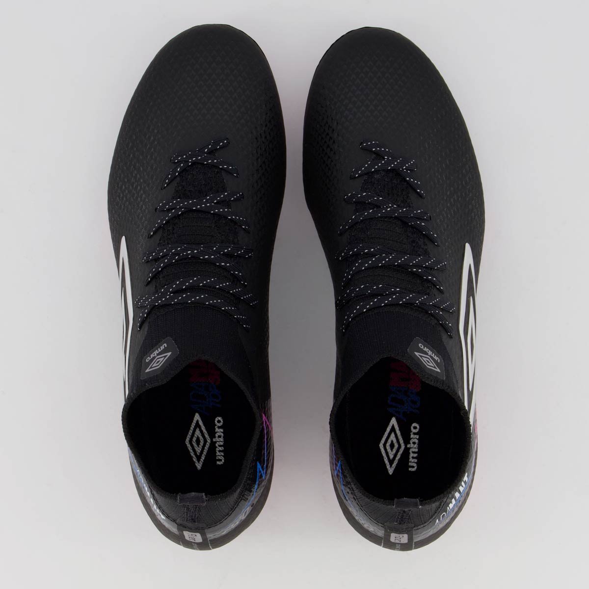 Chuteira Umbro Adamant Top Speed Pro Campo Preta e Rosa Preto/Rosa 4