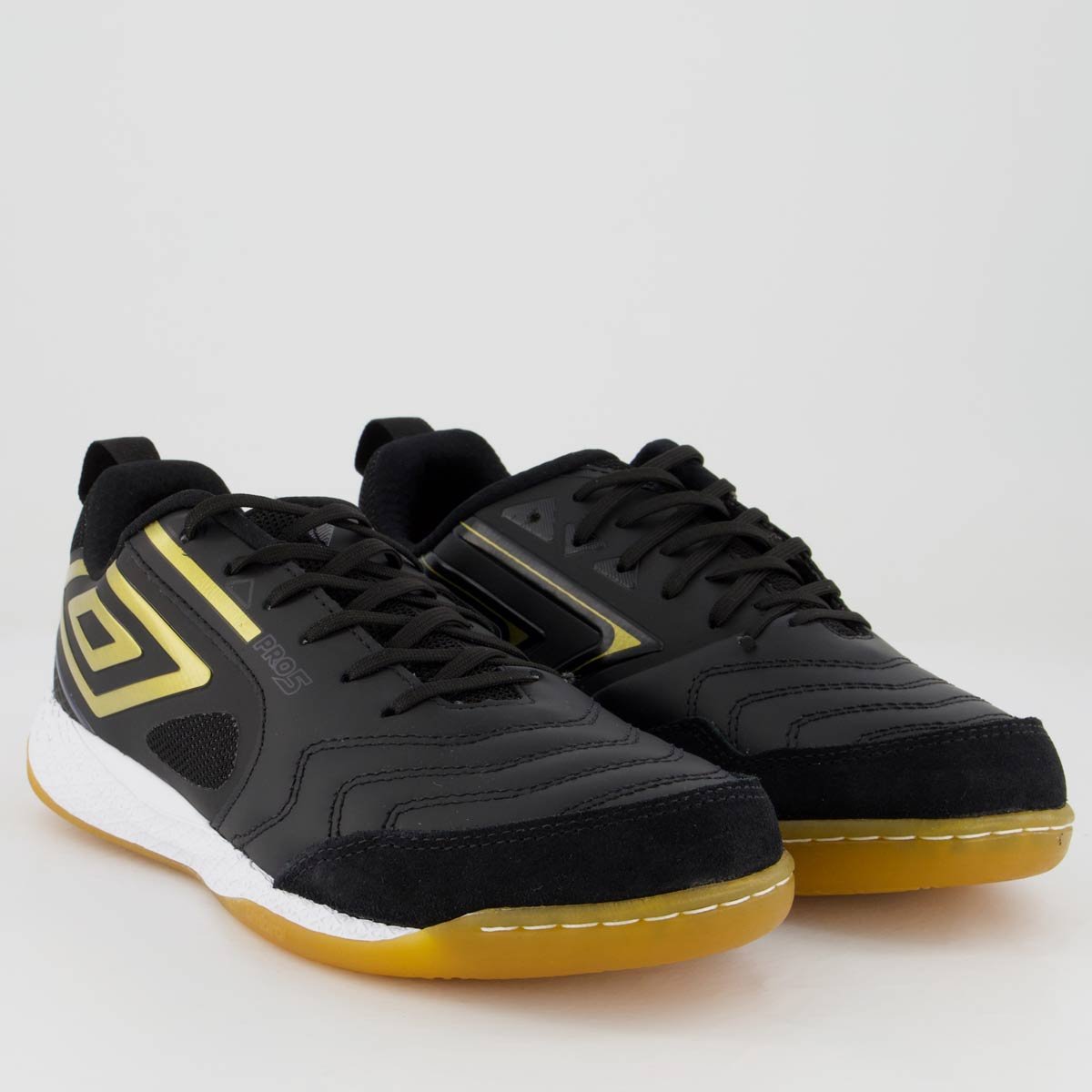 Chuteira Umbro Pro 5 Bump Futsal Preta e Dourada Preto 3