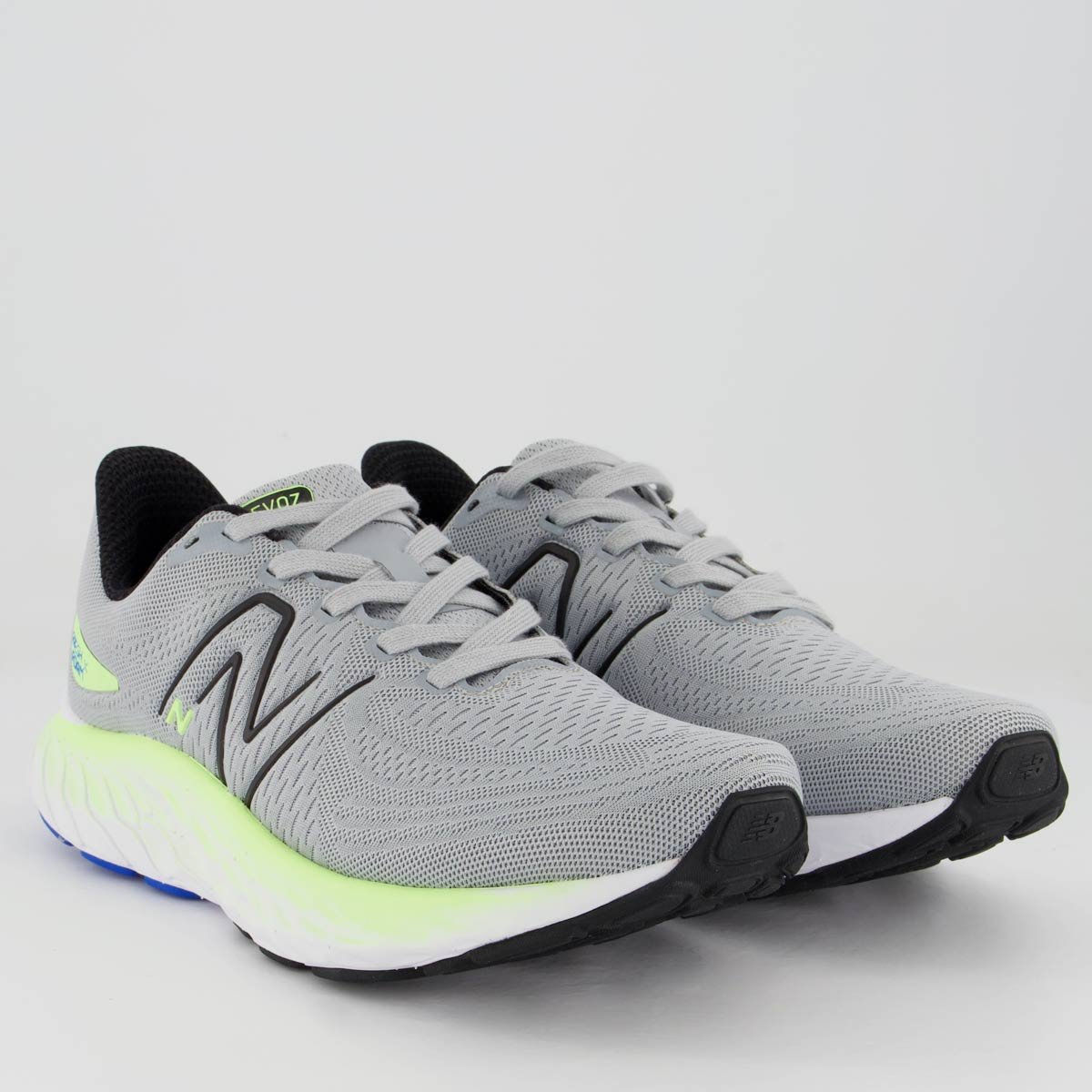 Tênis New Balance Fresh Foam X Evoz V3 Cinza Cinza 2
