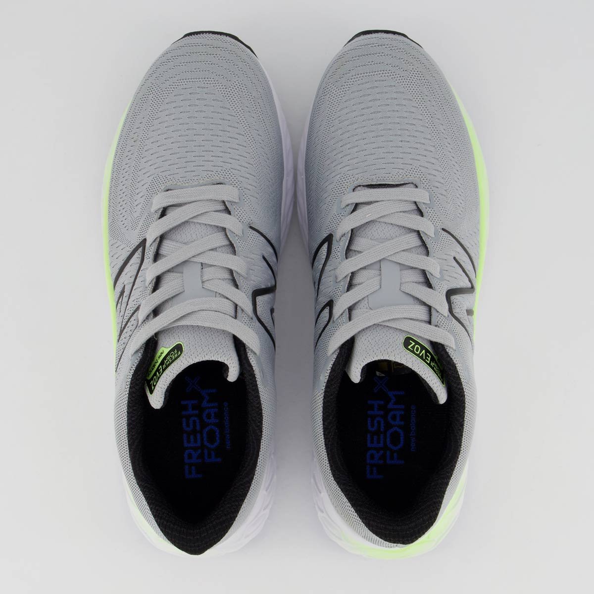 Tênis New Balance Fresh Foam X Evoz V3 Cinza Cinza 4