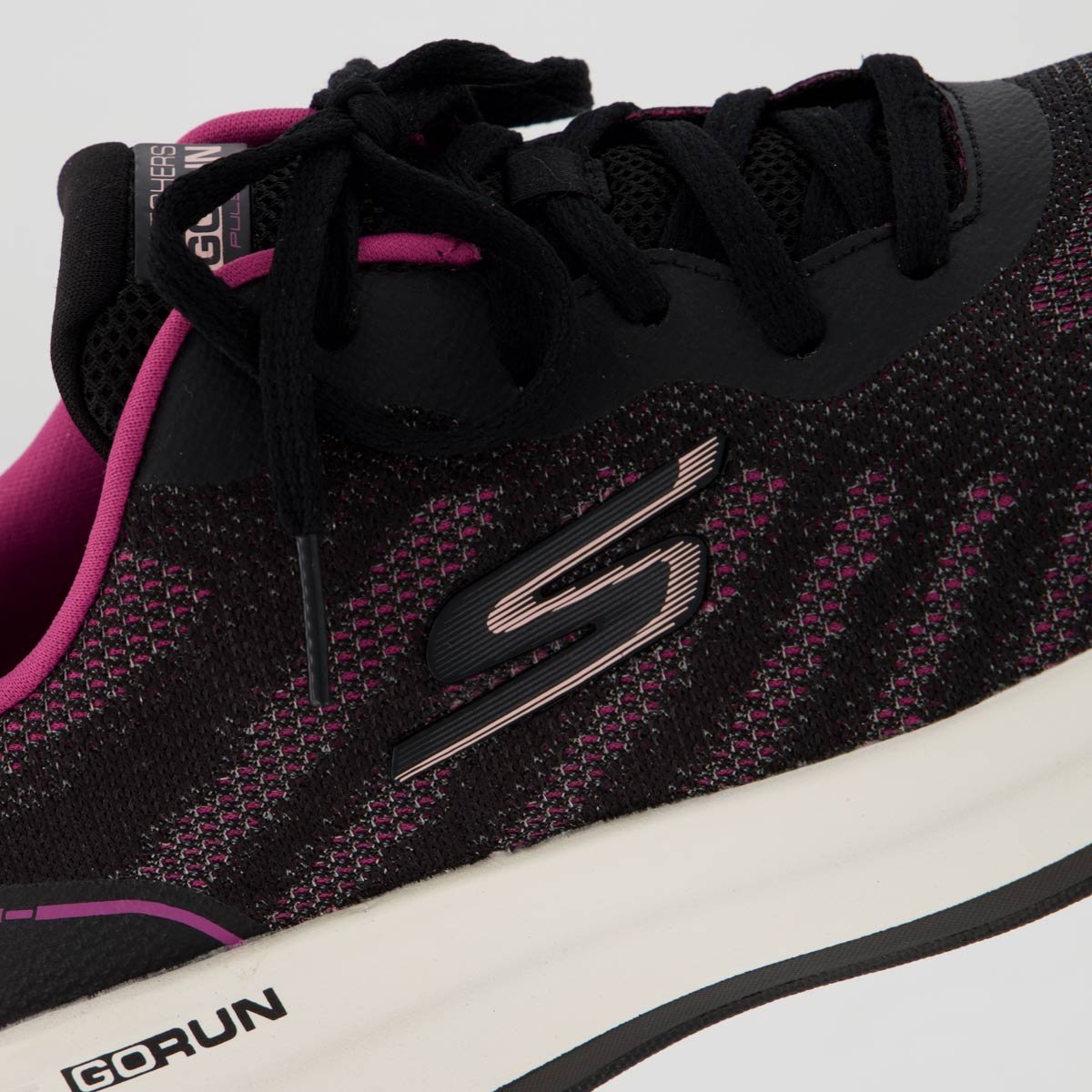 Tênis Skechers Go Run Pulse 2.0 Feminino Preto e Rosa Preto/Rosa 7
