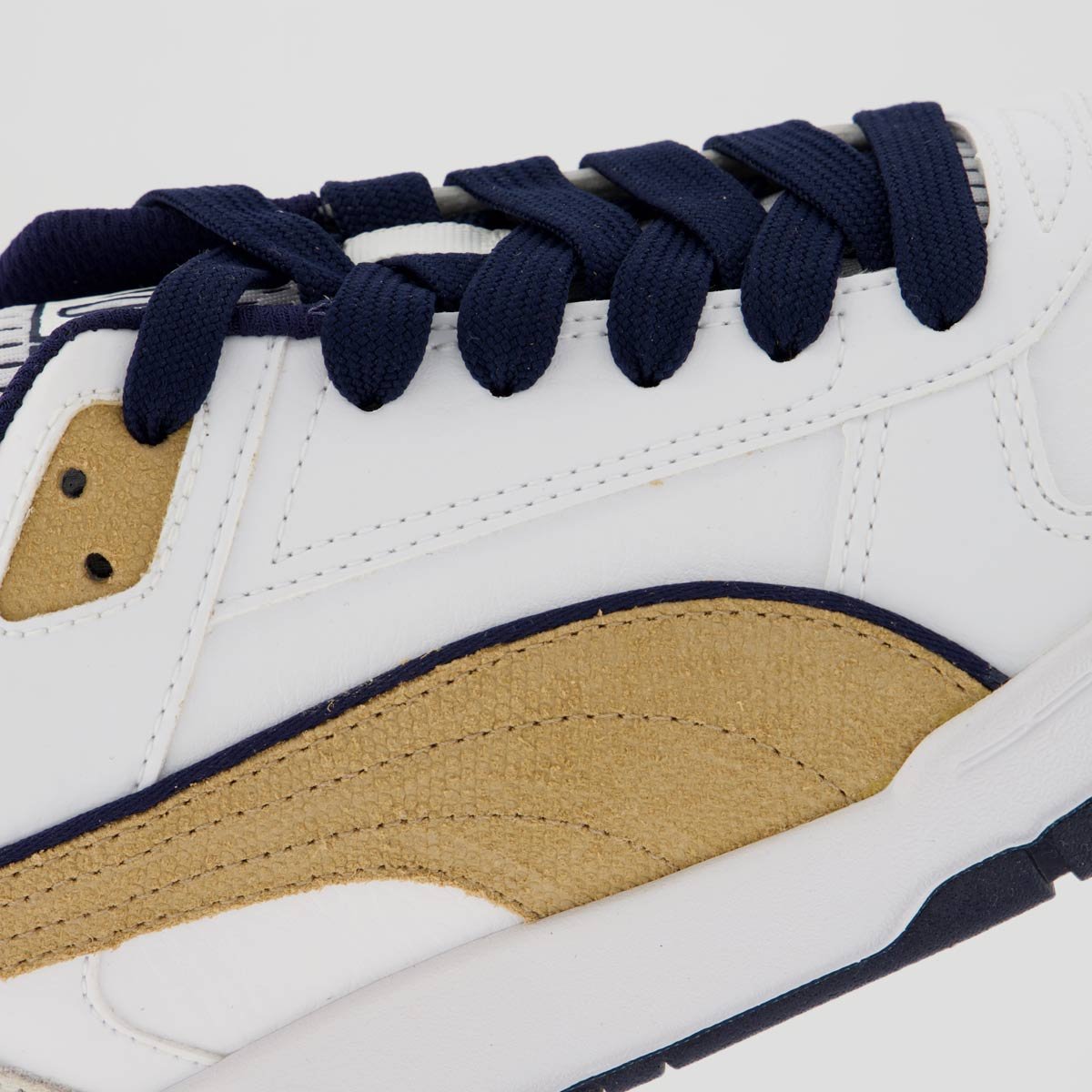 Tênis Puma RBD Game Low Retro Club Branco e Marinho Branco/Dourado 7