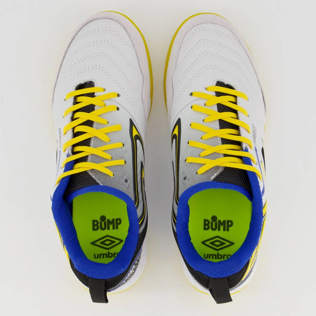 Chuteira Umbro Pro 5 Bump Futsal Cinza Branco 4
