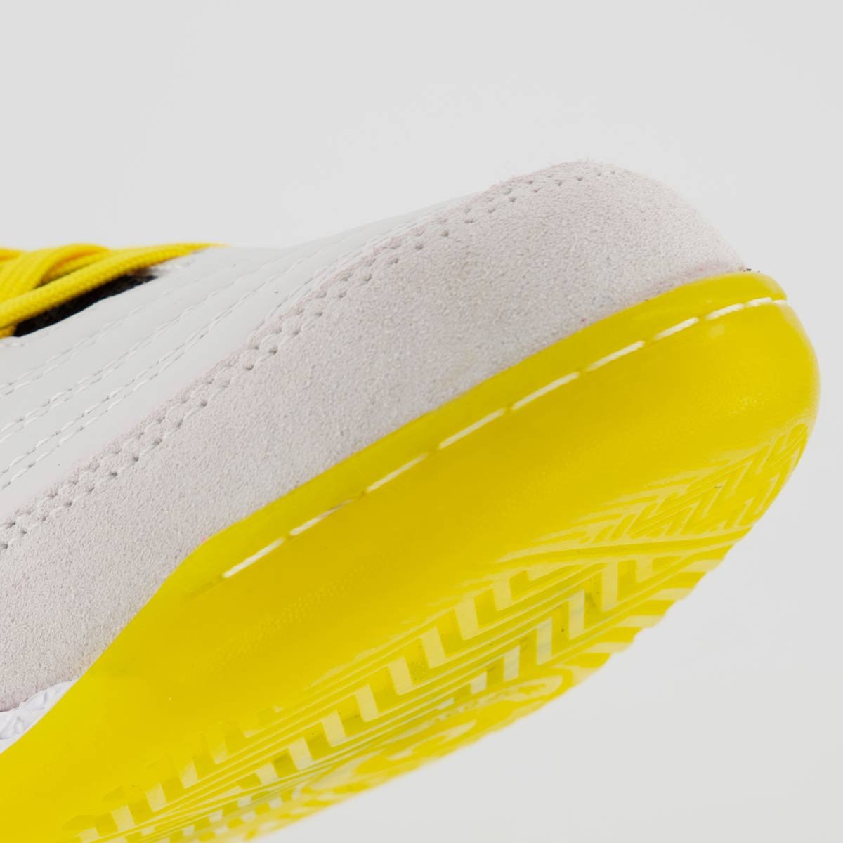 Chuteira Umbro Pro 5 Bump Futsal Cinza Branco 8