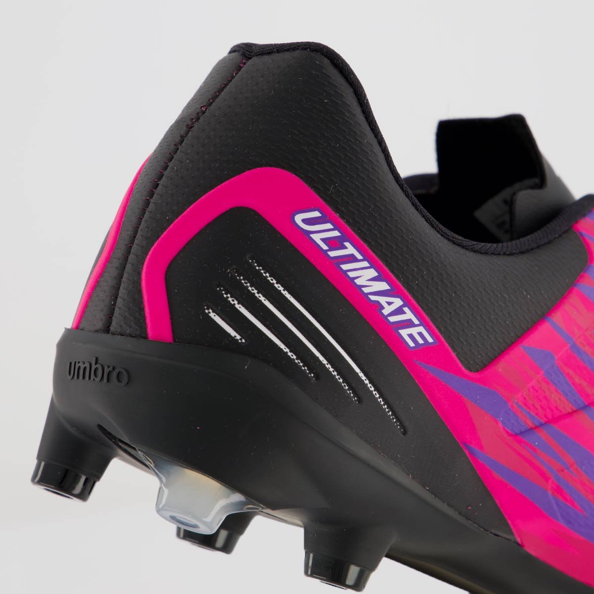 Chuteira Umbro Ultimate Campo Rosa Rosa 6