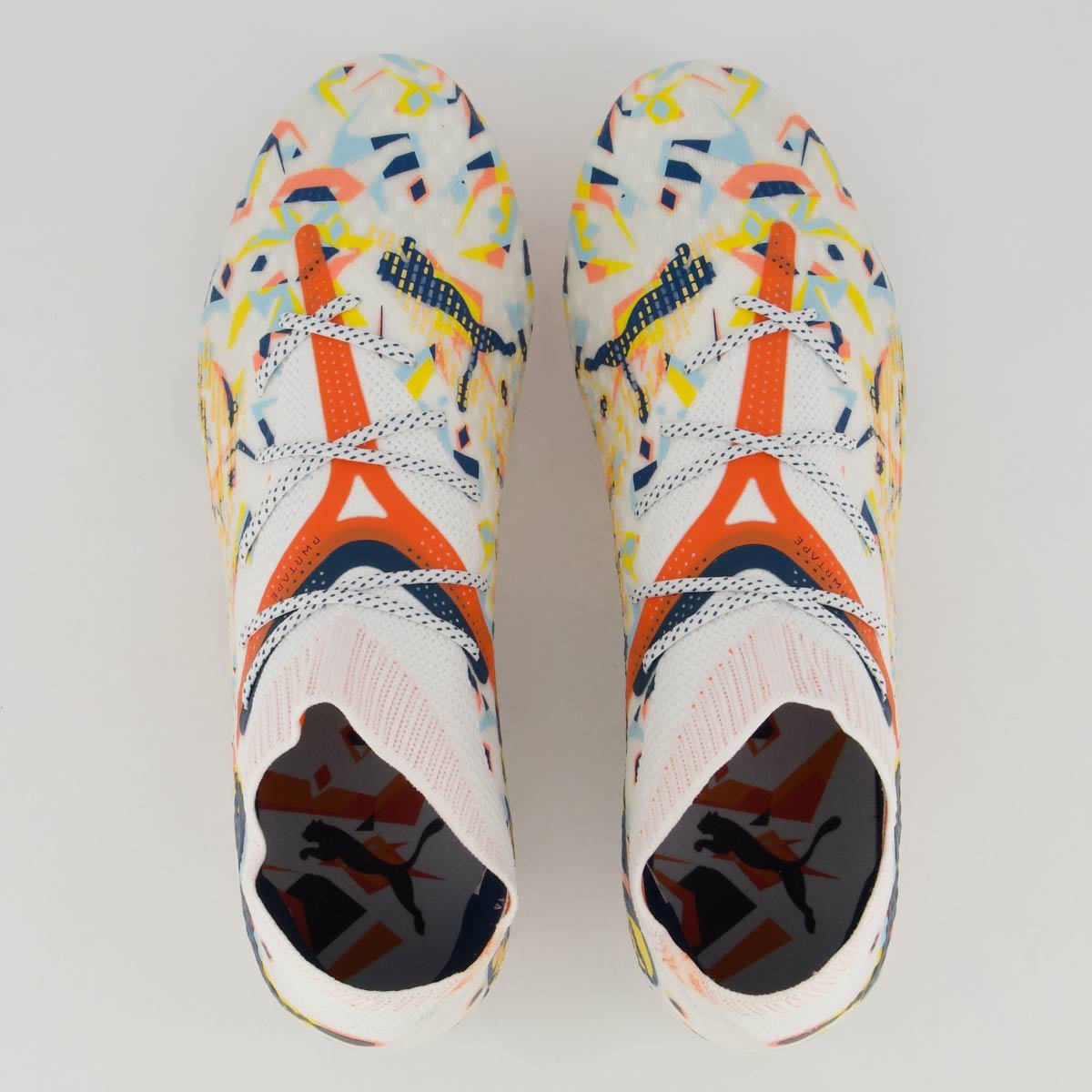 Chuteira Puma Future 7 Ultimate Creativity FG/AG Campo Branca e Laranja Branco/Laranja 4