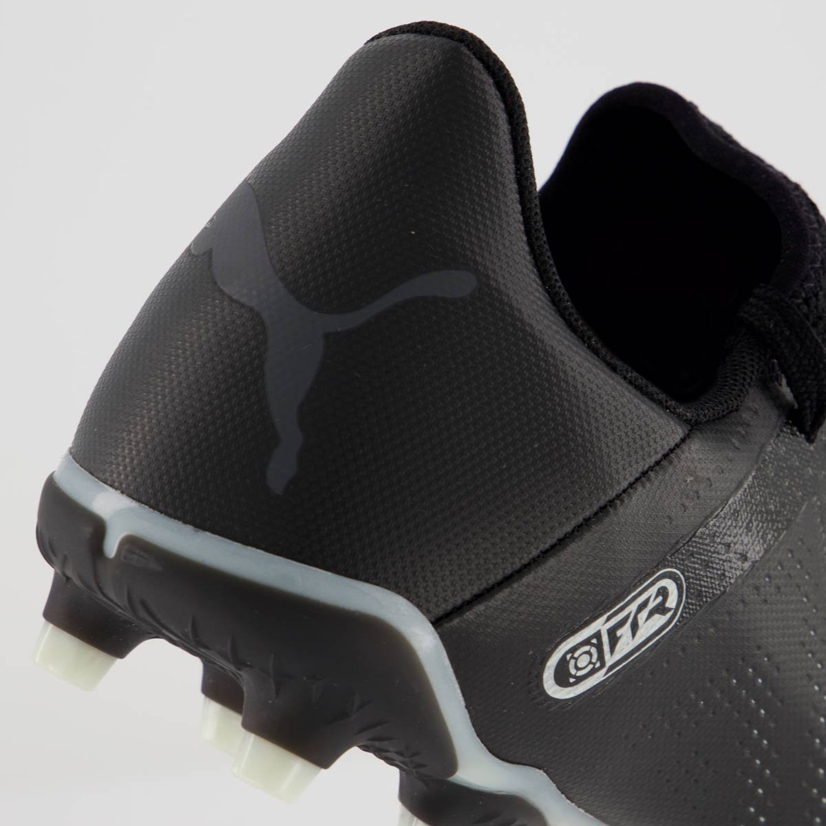 Chuteira Puma Future Play FG/AG BDP Campo Preto 6
