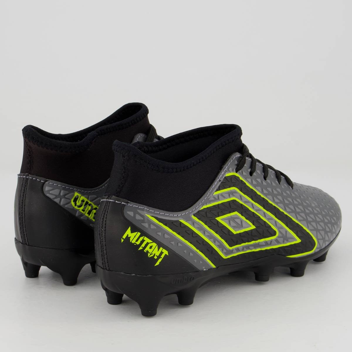 Chuteira Umbro Mutant Campo Juvenil Cinza 3