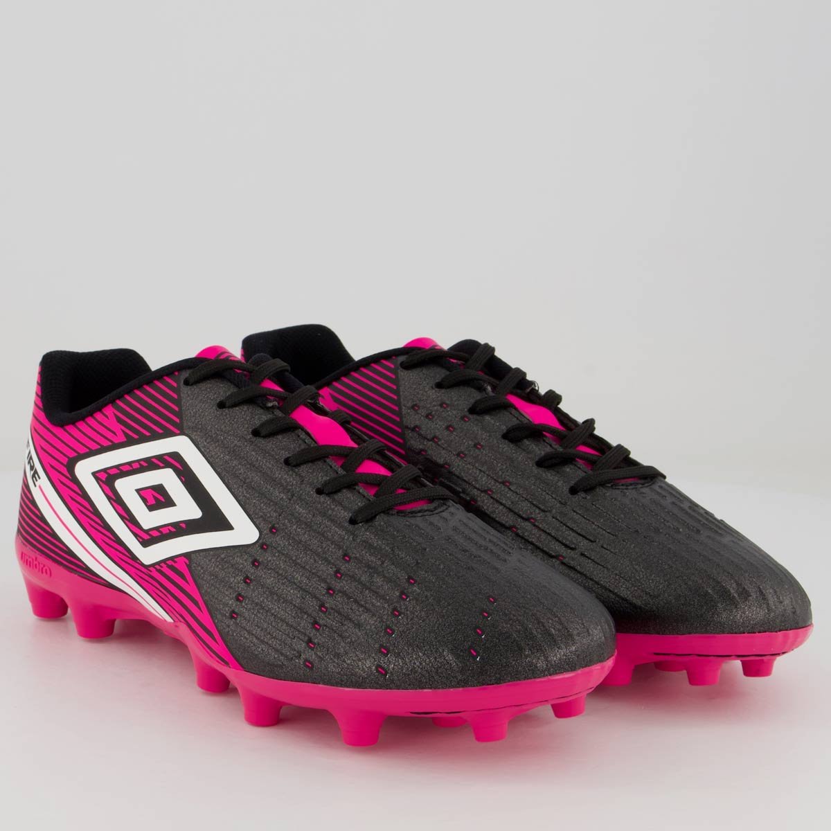 Chuteira Umbro Fire Campo Preta e Rosa Preto/Rosa 2