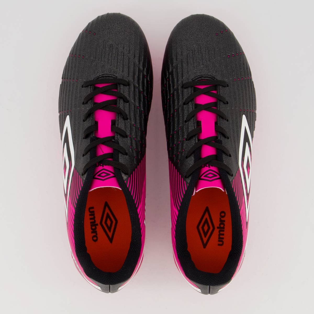Chuteira Umbro Fire Campo Preta e Rosa Preto/Rosa 4