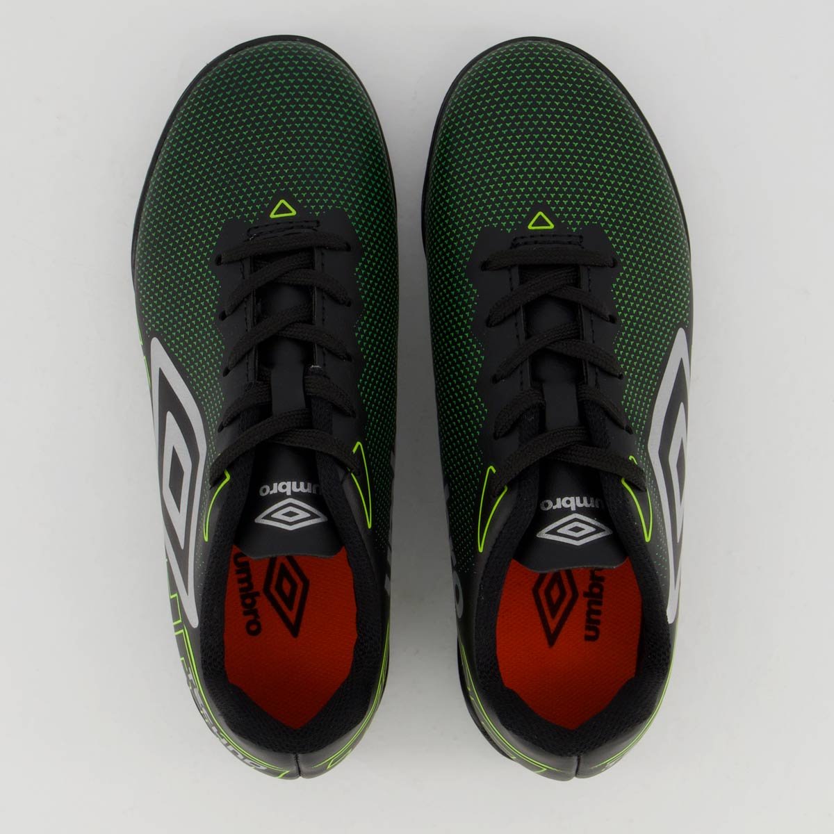 Chuteira Umbro Techno Society Juvenil Preto 4