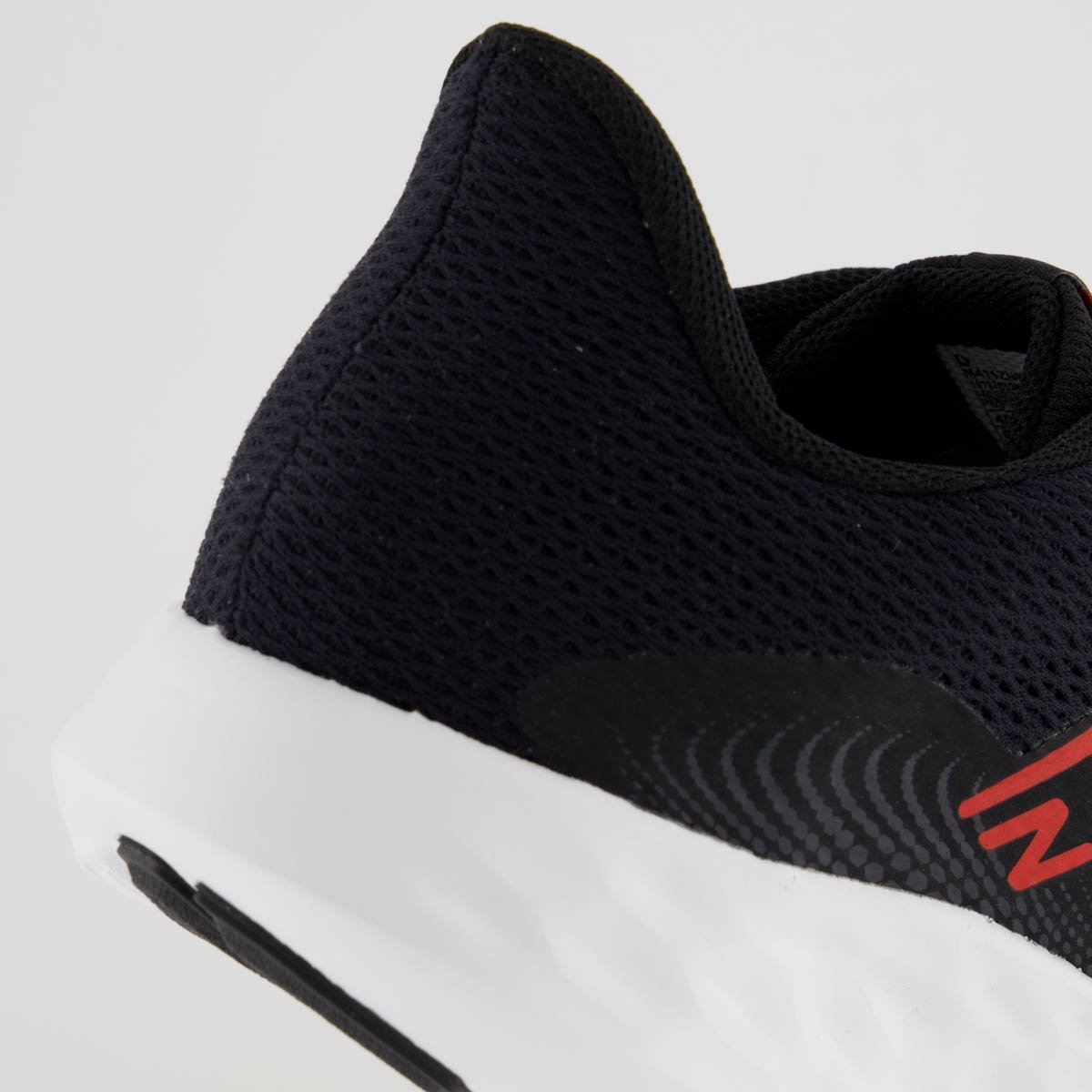 Tênis New Balance 411V3 Preto 6