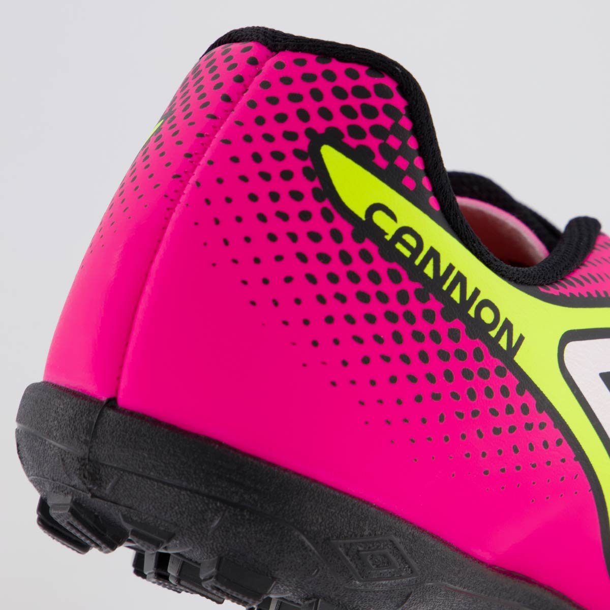 Chuteira Umbro Cannon Society Rosa Rosa 6