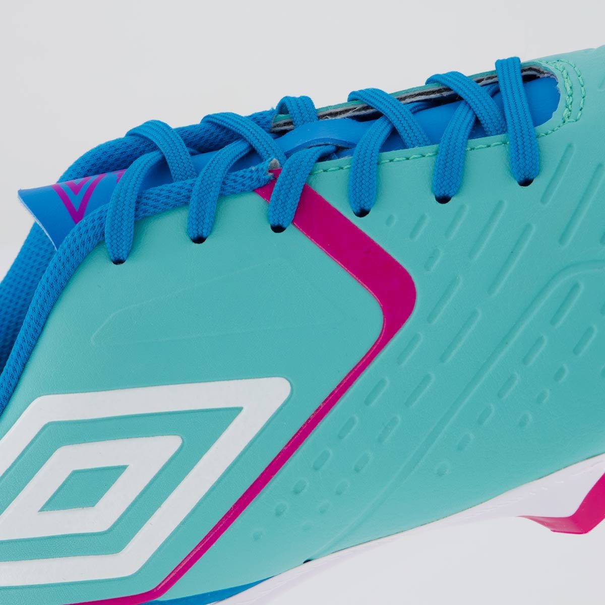 Chuteira Umbro Score Campo Verde 7