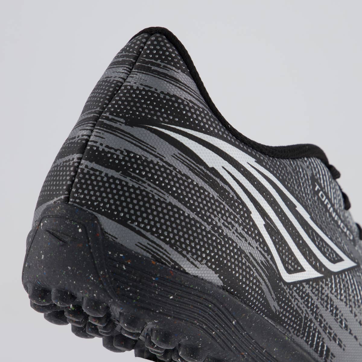 Chuteira Penalty Tornado Society Preto e Prata Cinza 6