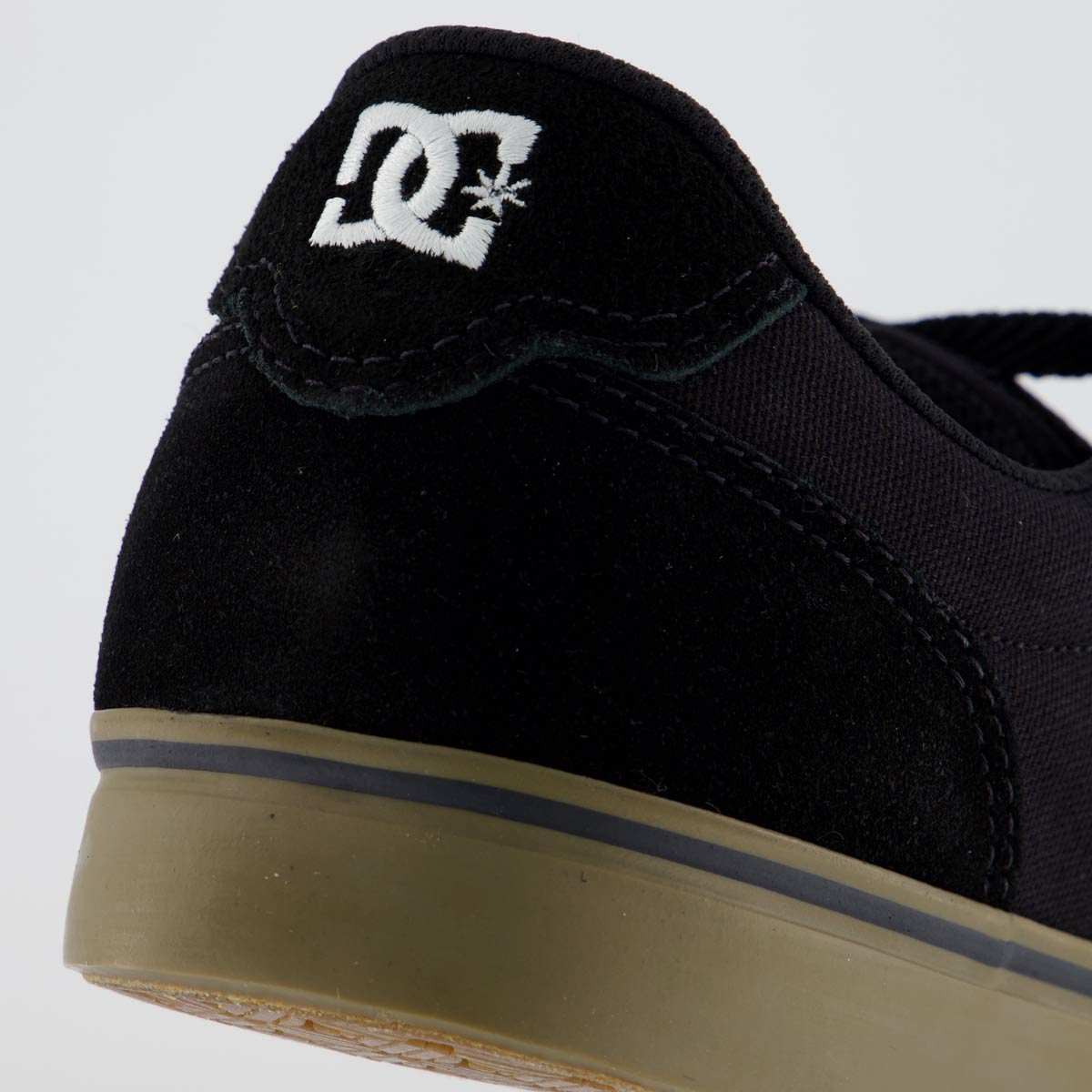 Tênis DC Anvil LA Preto e Marrom Preto/Marrom 6