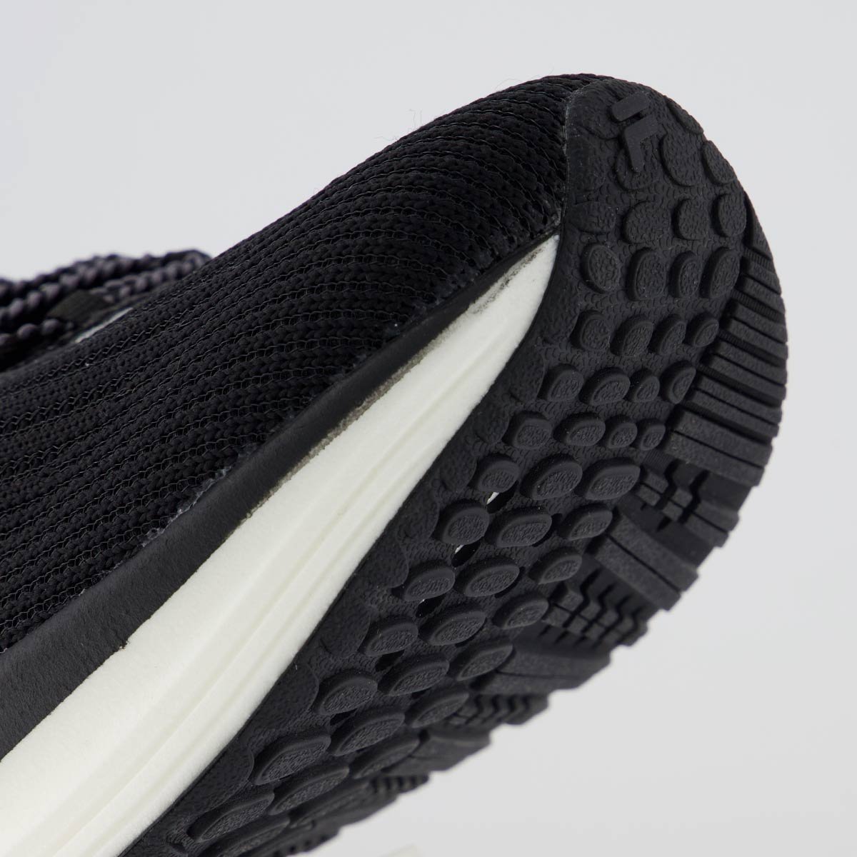 Tênis Fila Racer Speedzone Feminino Preto Preto 8