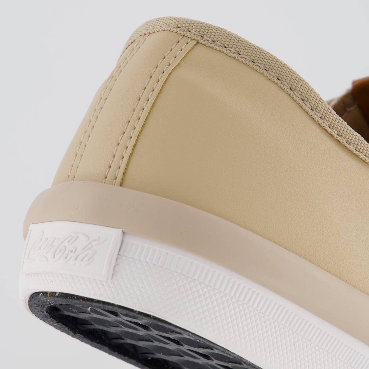 Tênis Coca Cola Miami Town Feminino Bege 6