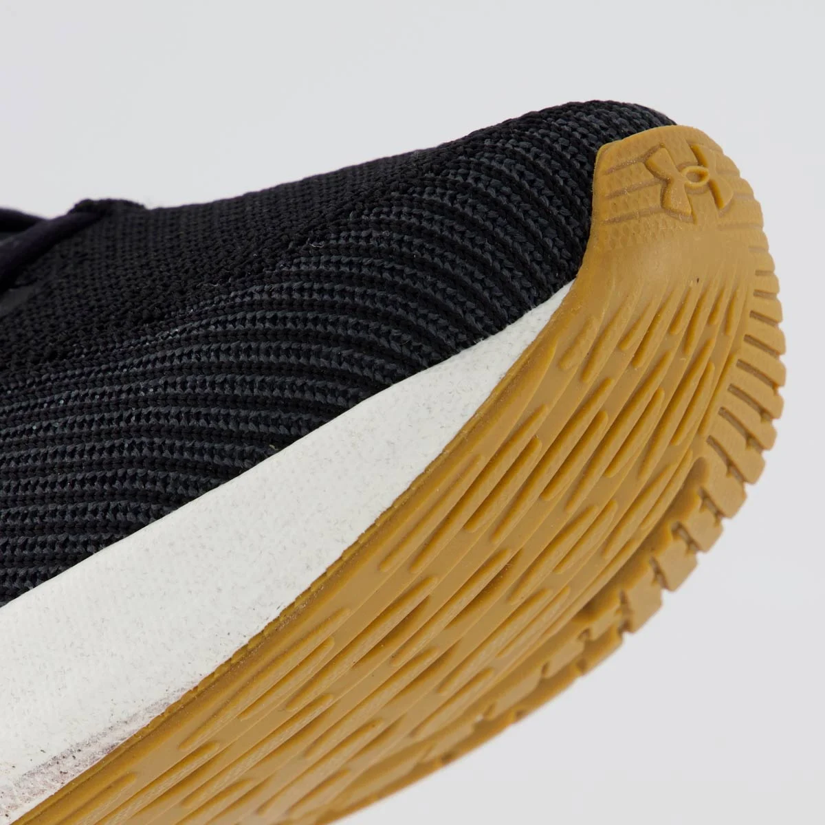 Tênis Under Armour Charged Hit SE Preto Preto 8