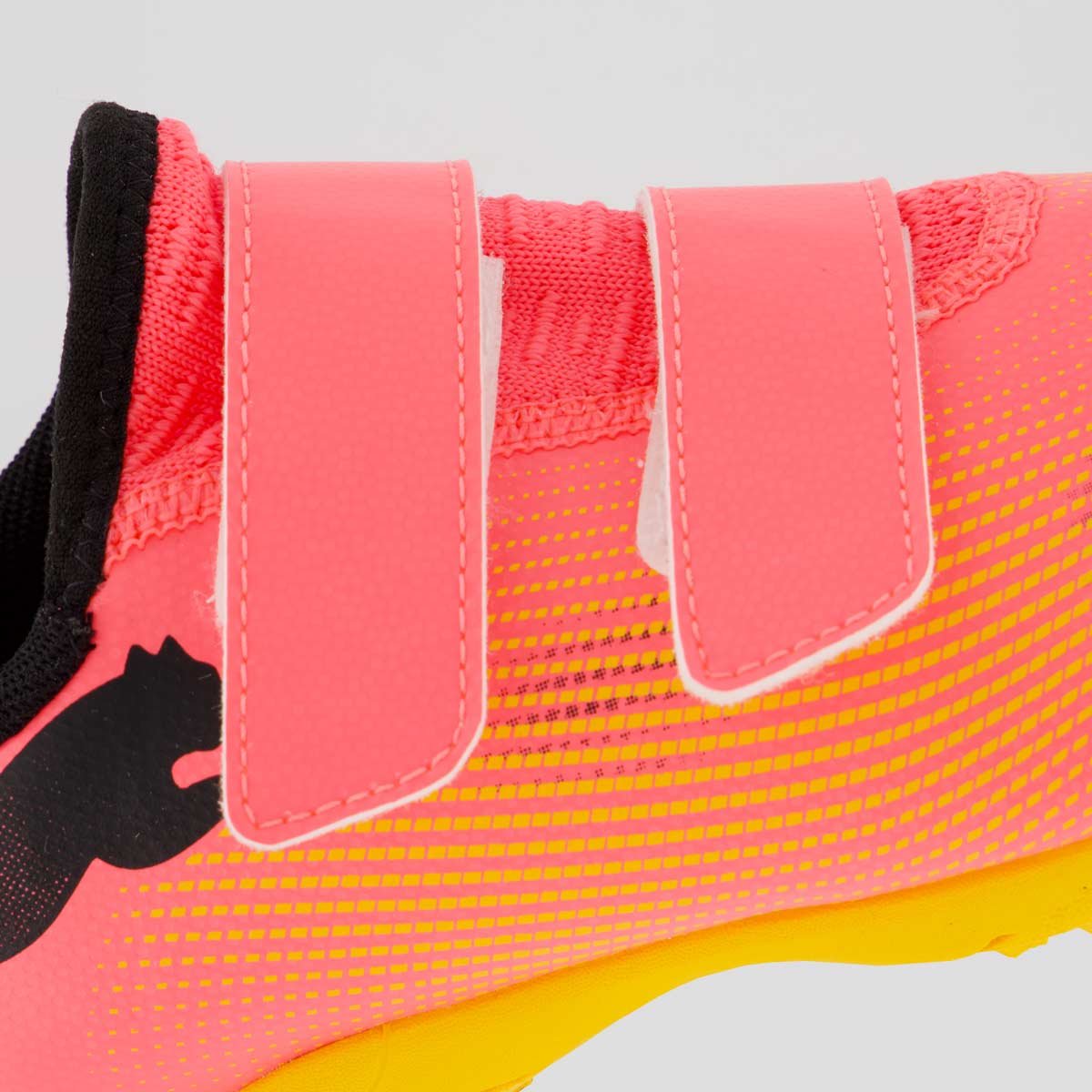 Chuteira Puma Future 7 Play TT V PS Society Kids Rosa Rosa 7