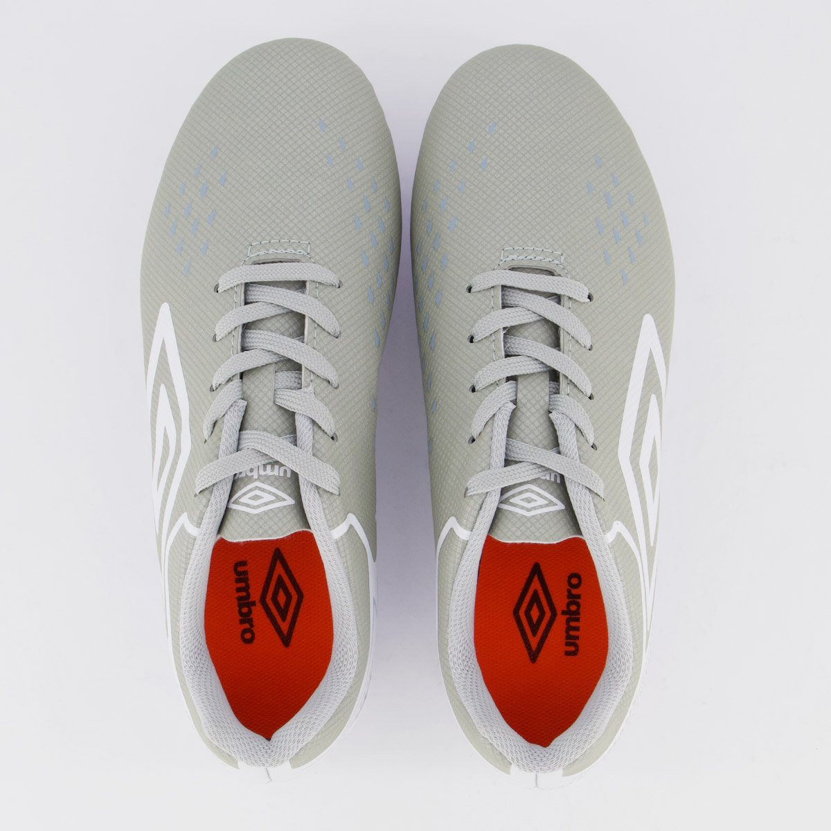 Chuteira Umbro Adamant Top Speed Campo Juvenil Cinza Cinza 4