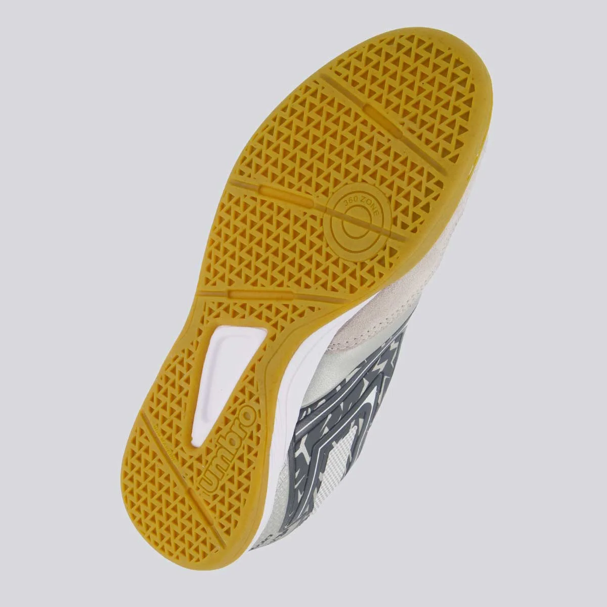 Chuteira Umbro Pro 5 Bump Club Futsal Prata Prata 5