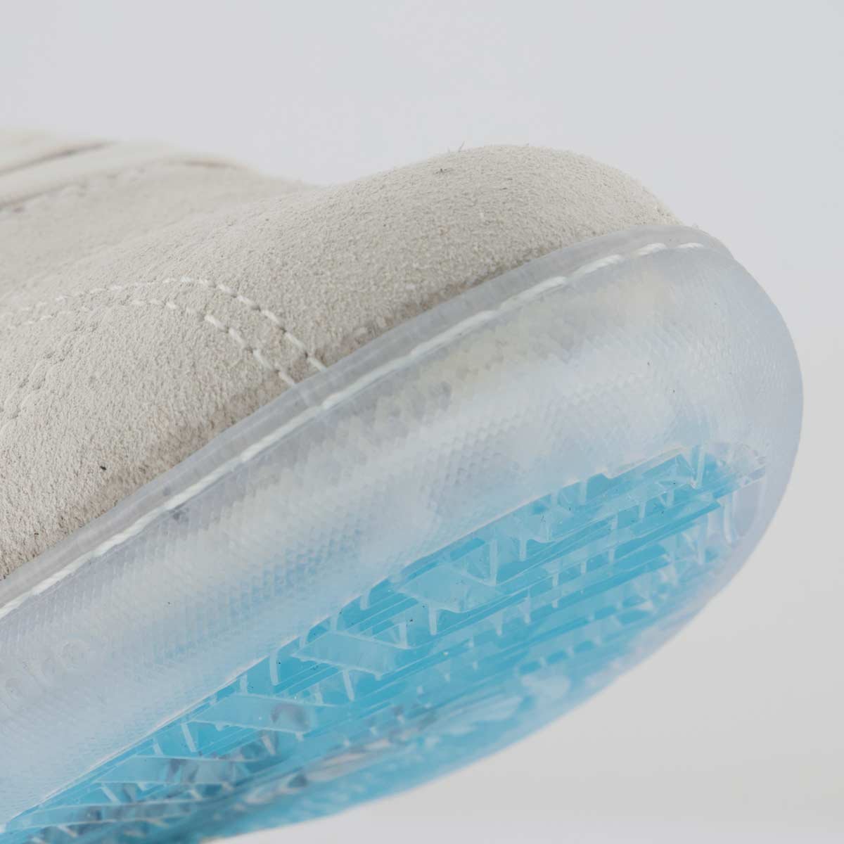 Chuteira Umbro Pro Challenge Futsal Branca e Azul Branco/Azul 8