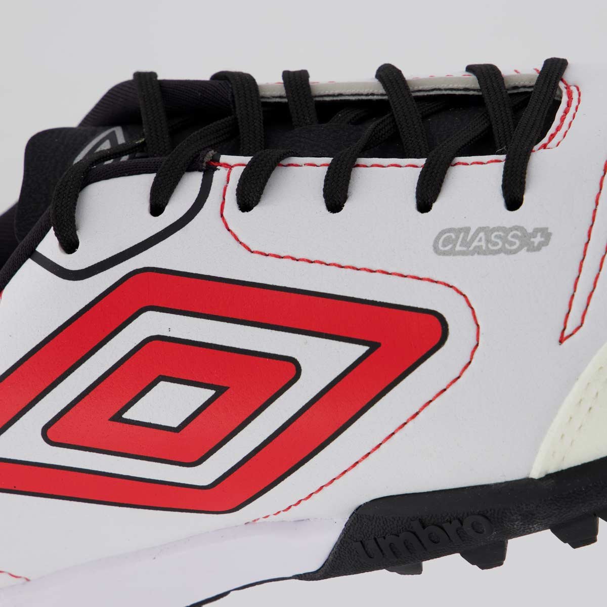 Chuteira Umbro Class+ Society Branca e Vermelha Branco/Vermelho 7