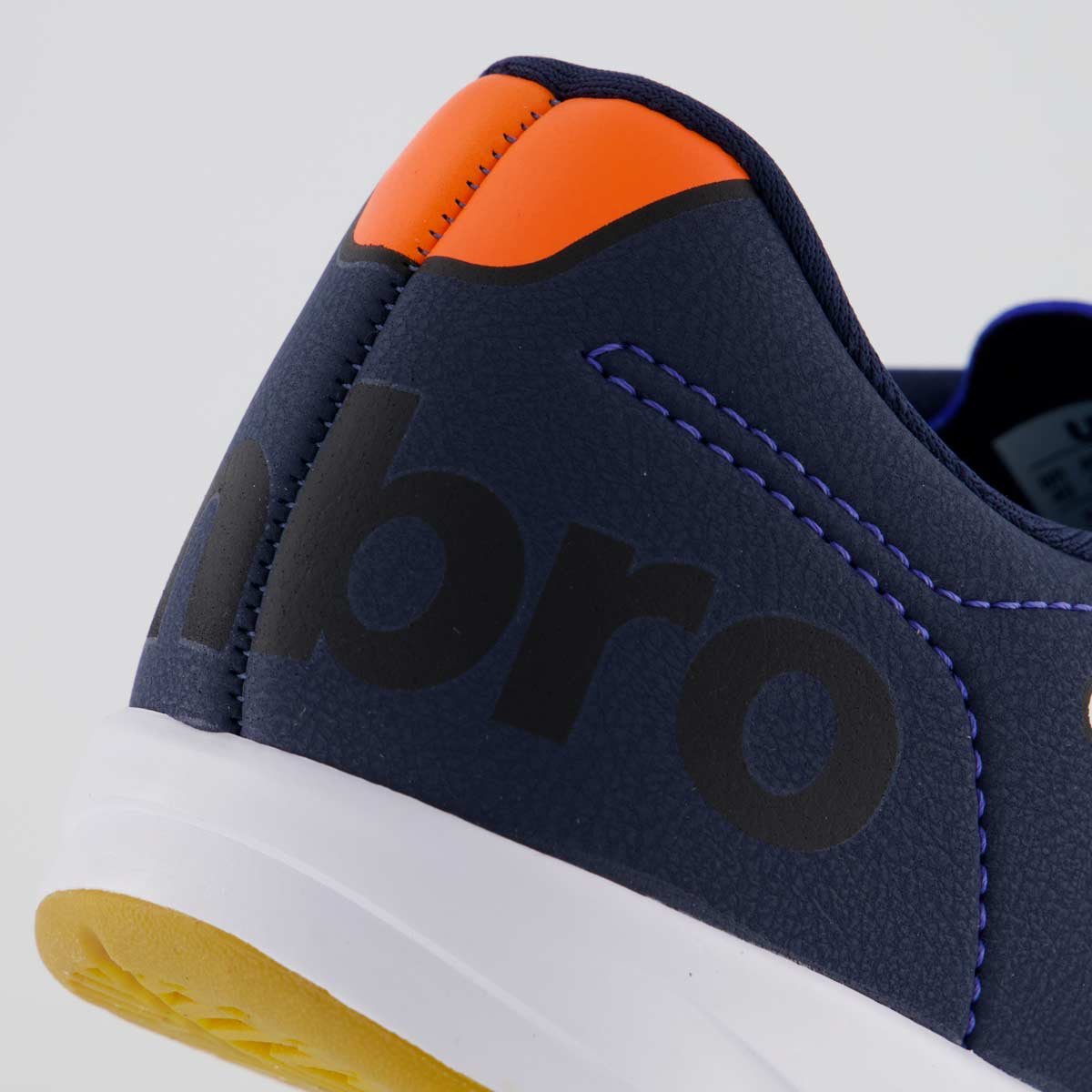 Chuteira Umbro Class+ Futsal Azul Marinho Azul 6