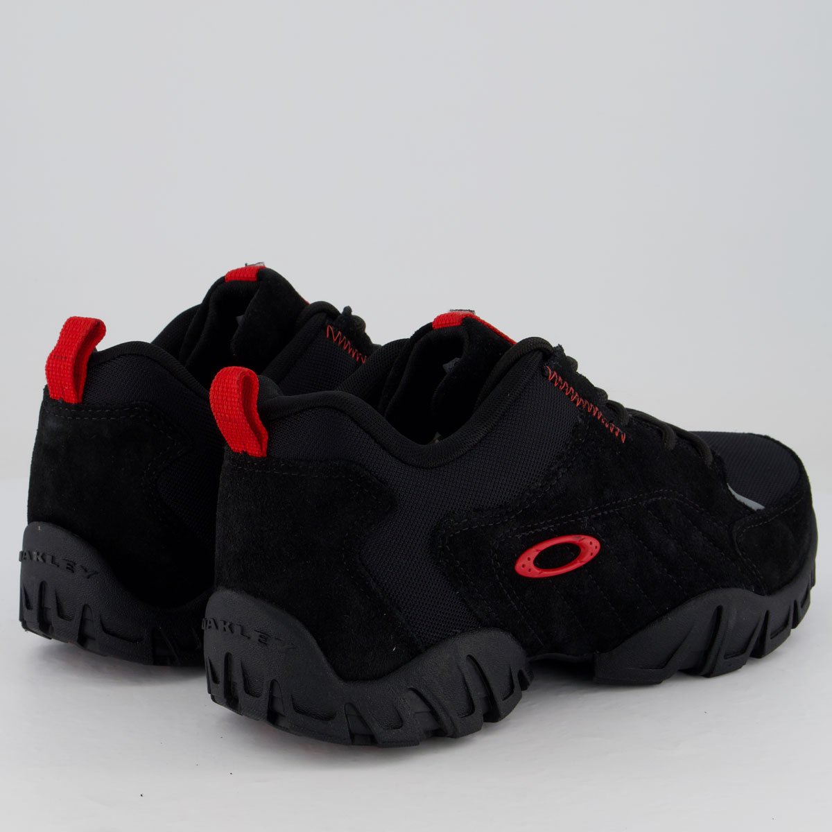 Tênis Oakley Attack Preto e Vermelho Preto/Vermelho 3