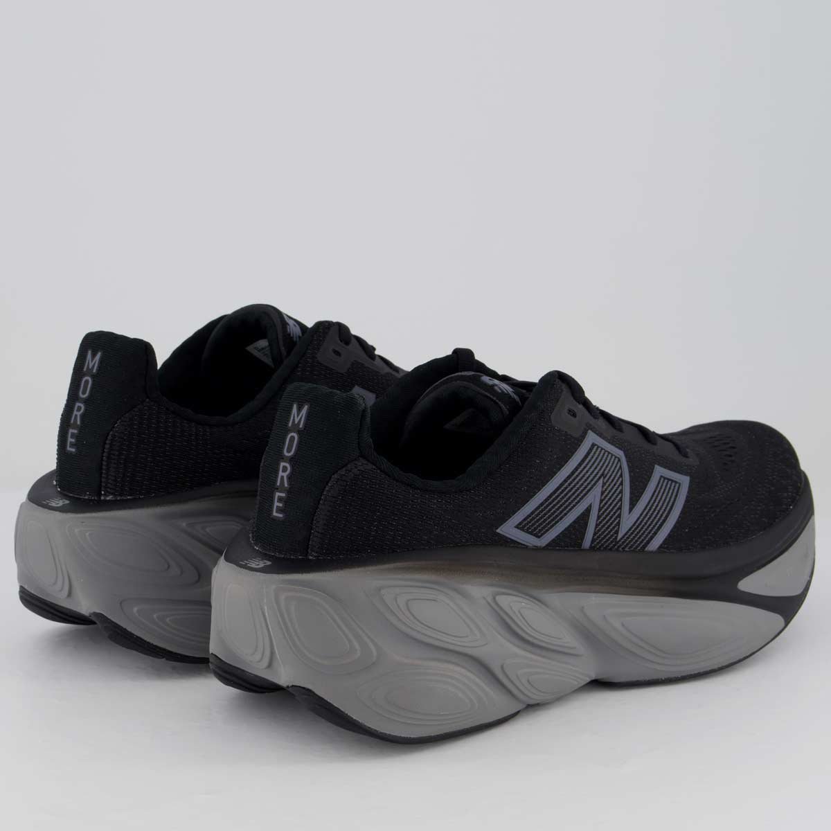 Tênis New Balance Fresh Foam X More V5 Preto 3