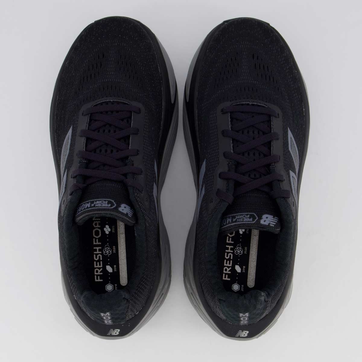 Tênis New Balance Fresh Foam X More V5 Preto 4