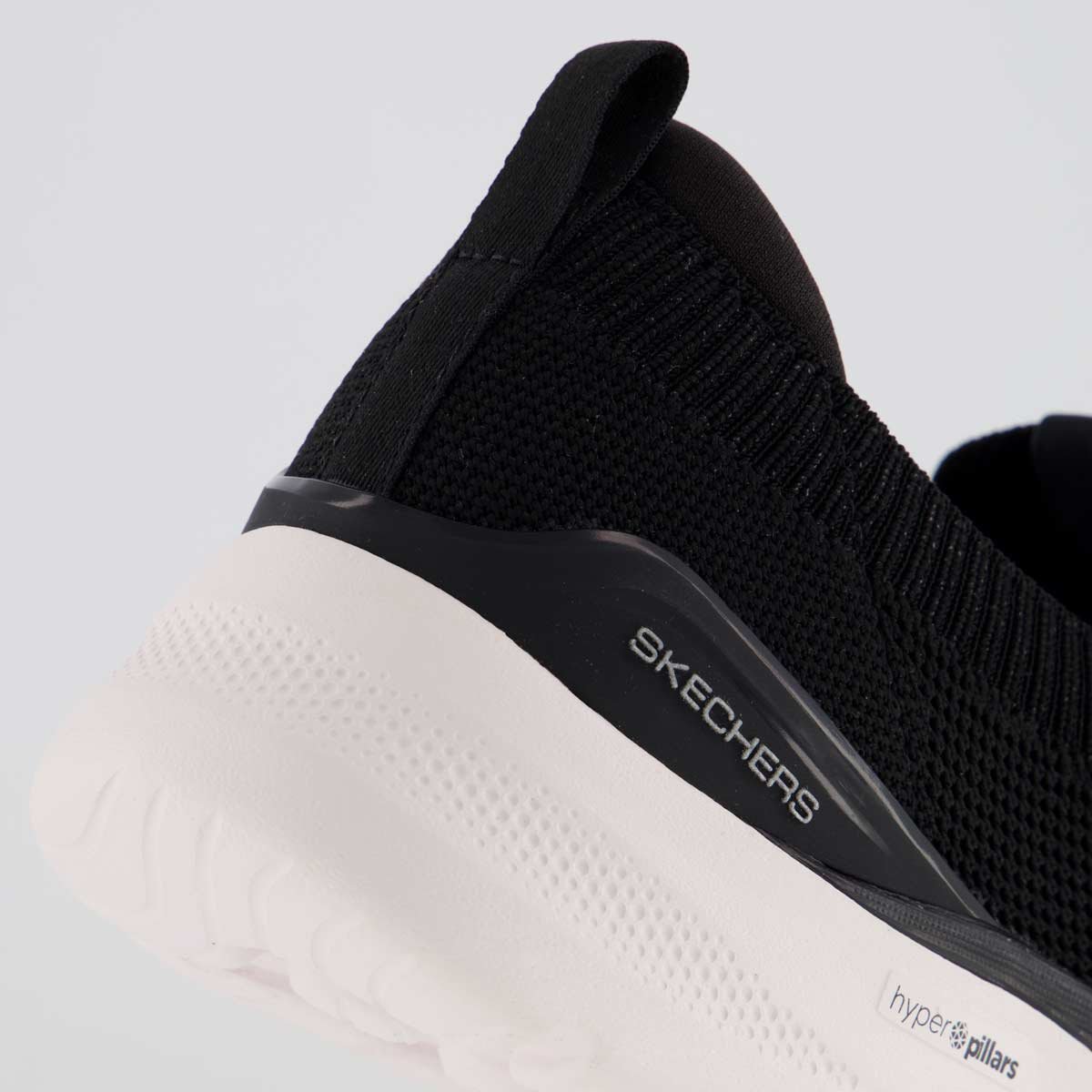 Tênis Skechers Go Walk 6 Vibrant Feminino Preto e Branco Preto/Branco 6