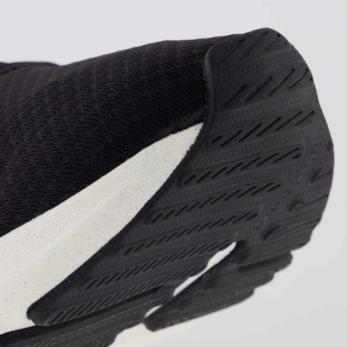 Tênis Under Armour Charged Great Preto Preto 8