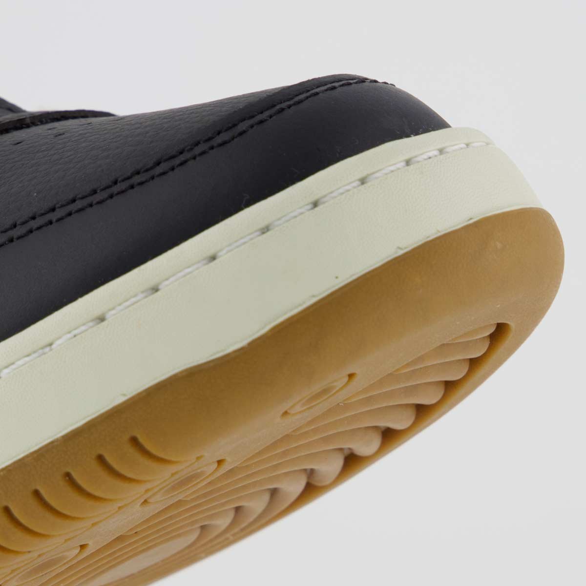 Tênis Fila Corda Feminino Preto e Branco Preto/Branco 8